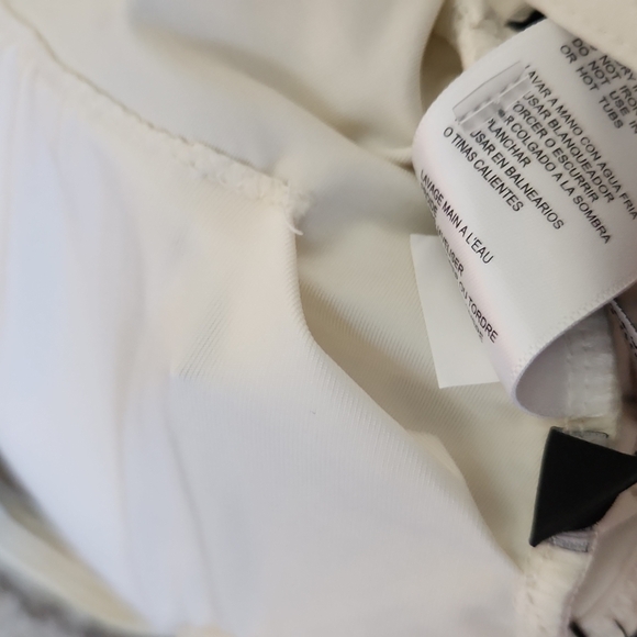 NWT!! LA Blanc creme swimsuit - Picture 8 of 11